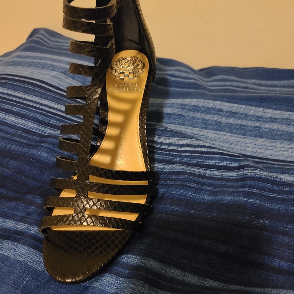 Vince Camuto sandal